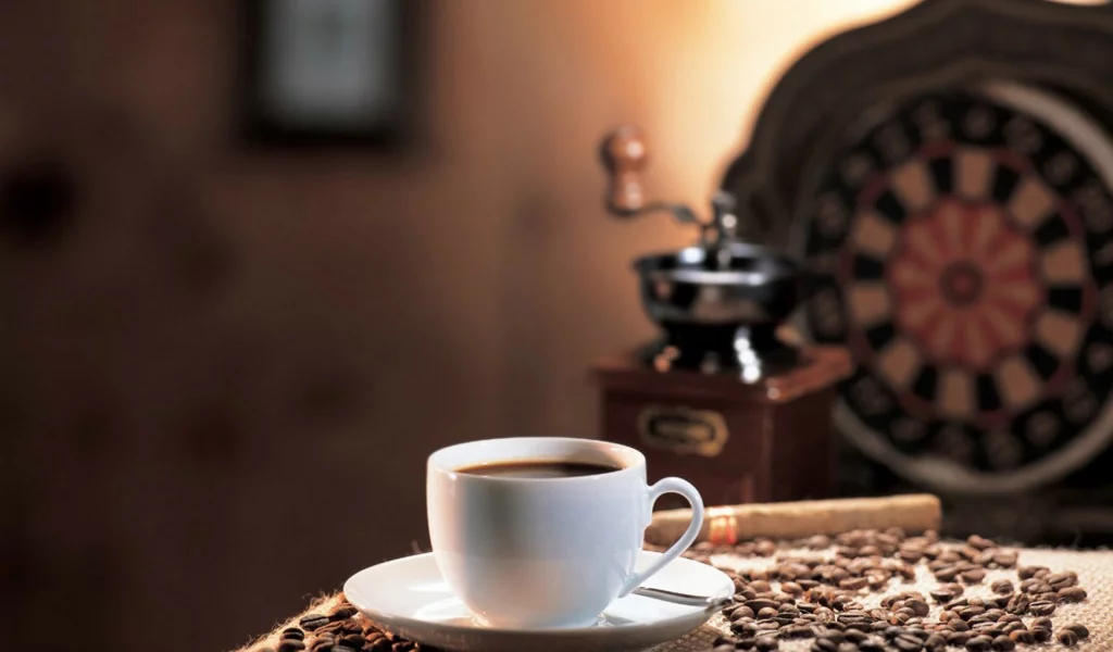 darts, coffee cups, кофейные чашки, coffee beans, Номер, room, дартс, кофе в зернах