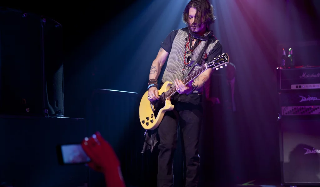 гитара, gibson, джонни депп, Johnny depp, концерт