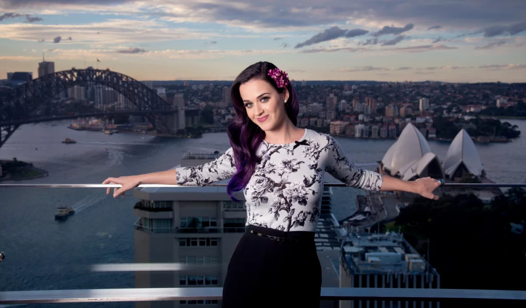 певица, кэти перри, улыбка, фиолетовые, Katy perry, , город