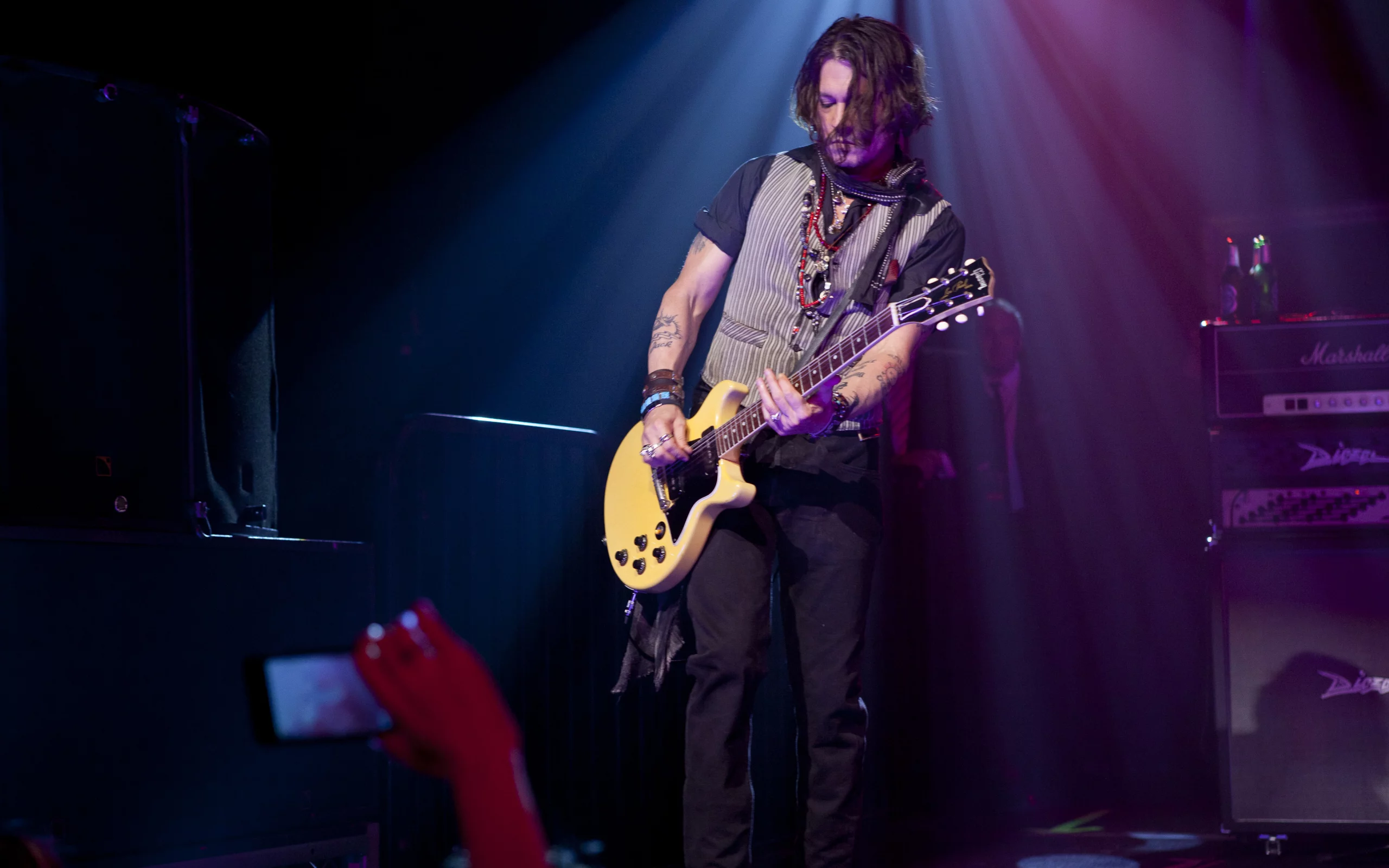 гитара, gibson, джонни депп, Johnny depp, концерт