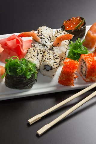 роллы, палочки, морепродукты, тарелка, Суши