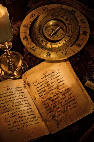 книги, знаки зодиака, компас, Свеча, надпись