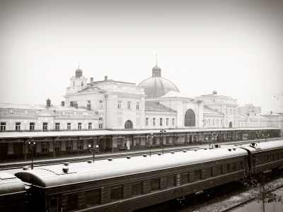 Вокзал, поезд, железная дорога, снег, зима
