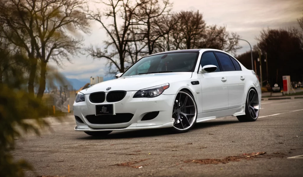 тонированный, осень, Bmw, седан, m5, e60, parking, белый, white, бмв