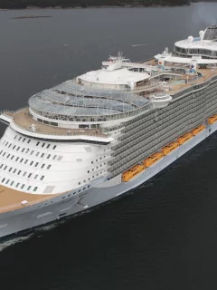 Oasis of the seas, море, огромный, белый, лайнер, судно