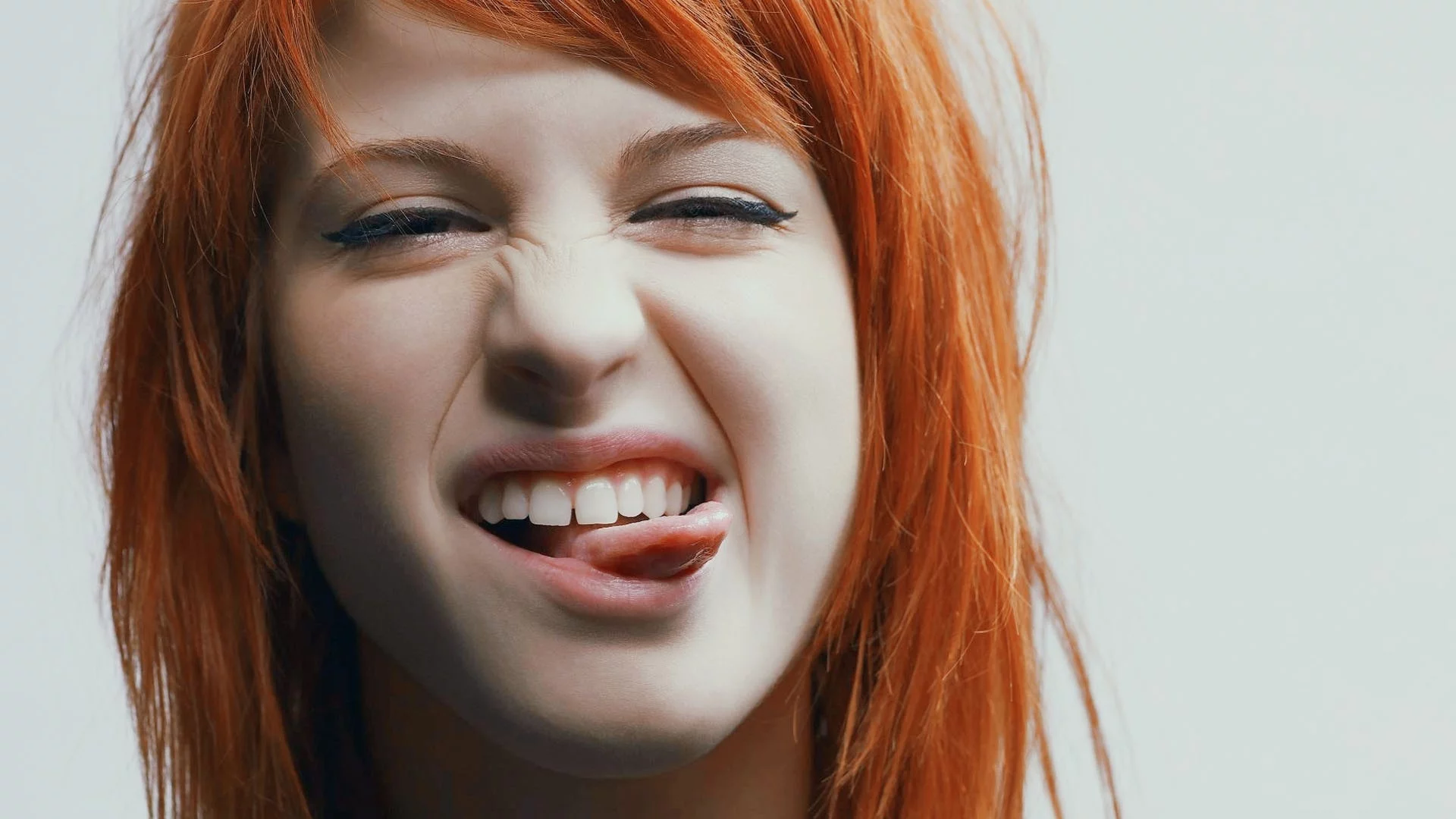 Hayley williams, язык, рожица, певица, рыжая