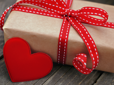 красное, Коробка, подарок, праздник, ленты, сердце