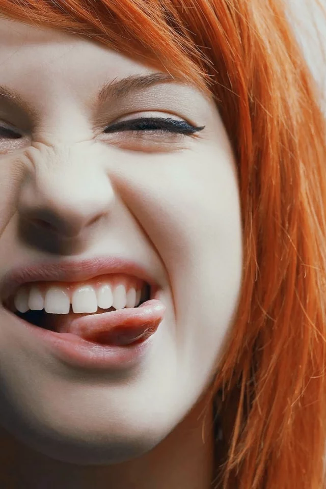 Hayley williams, язык, рожица, певица, рыжая
