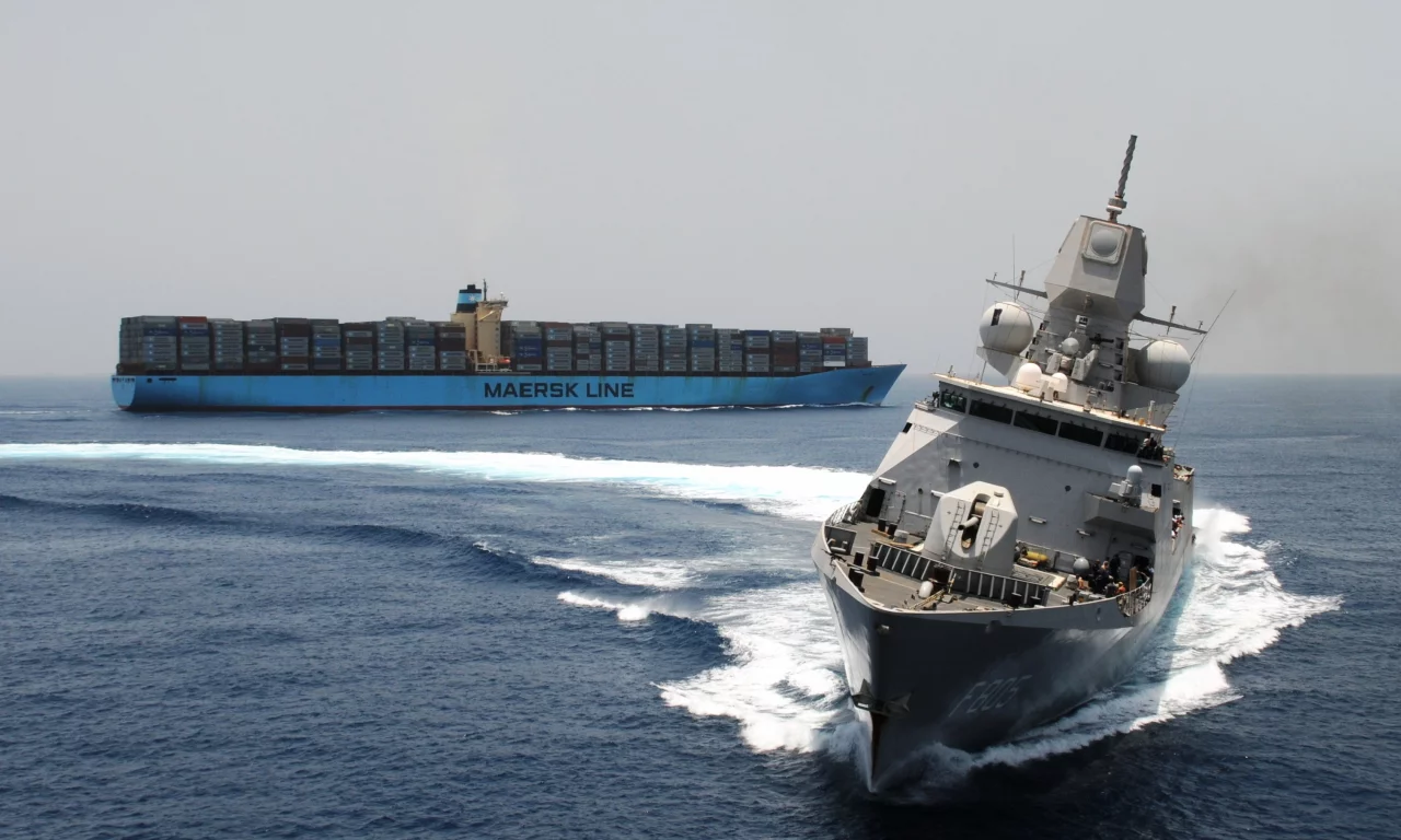 weapon, sea, ships, circulation, maersk, bow, conteinership, list, fregat, military, f805