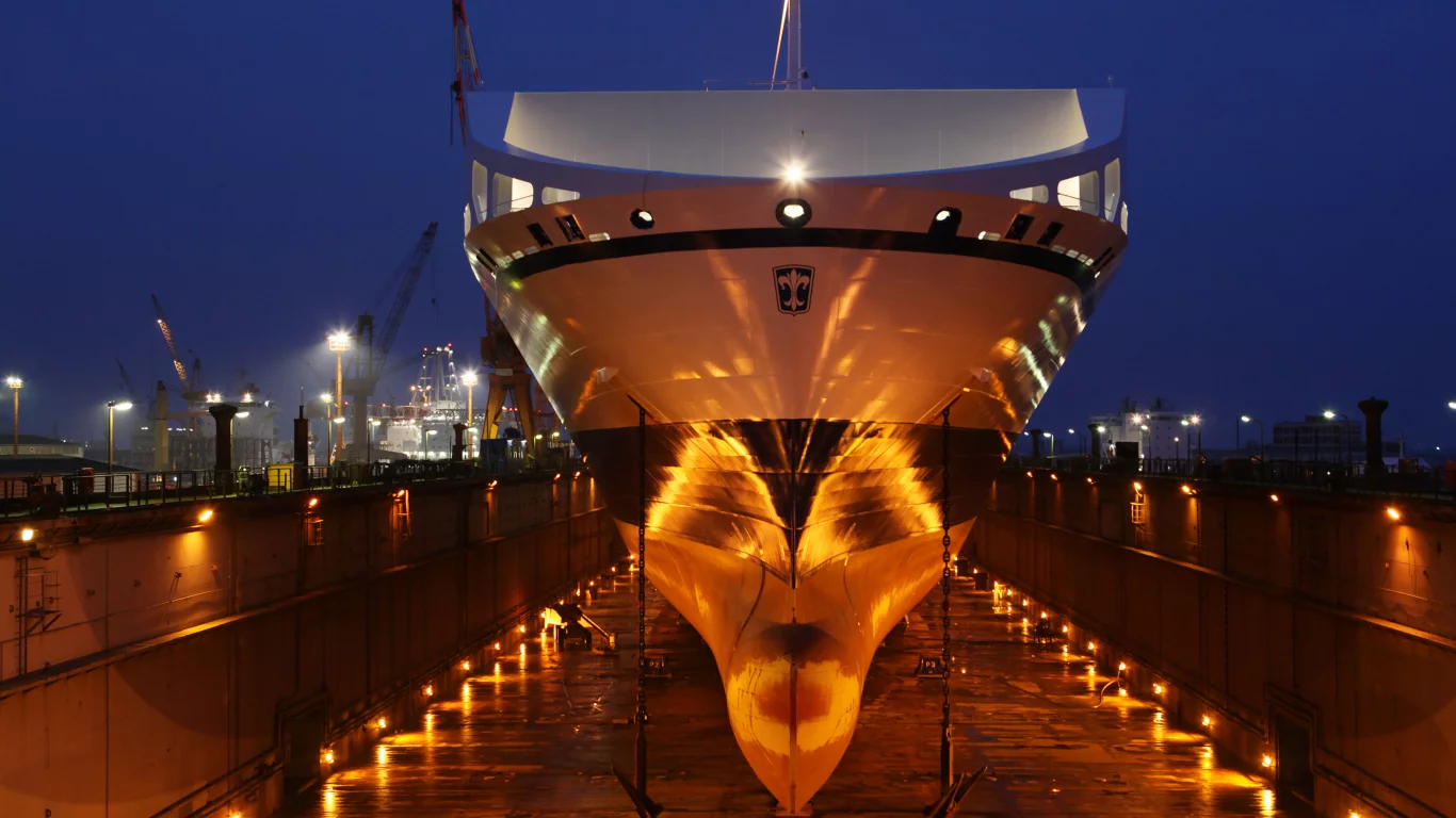 Bore sea, порт, ночь, ship, судно, anchores, док, lights, dry dock