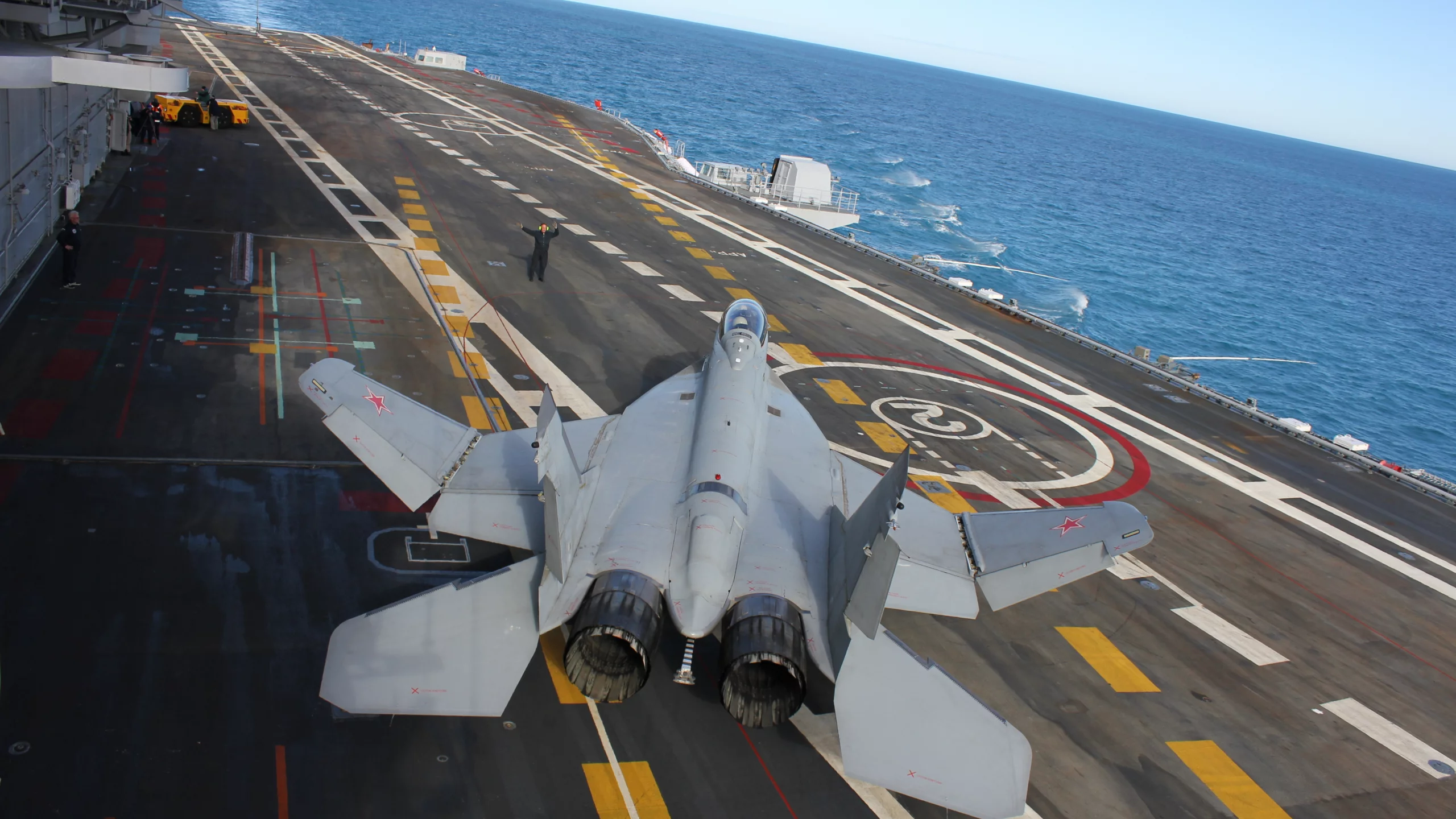 миг-29 куб, Mig-29kub, авианосец, рулежка по взлетке
