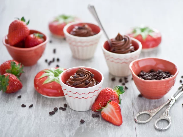 fruit, еда, шоколад, chocolate, strawberry, сладкое, sweet, Food, cream