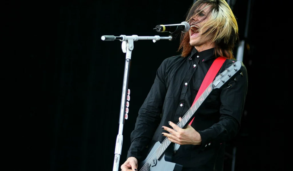джаред лето, концерт, гитара, 30 seconds to mars, jared leto