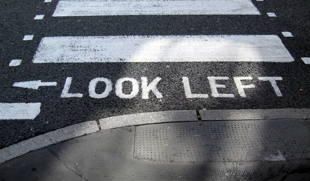 переход, LOOK LEFT