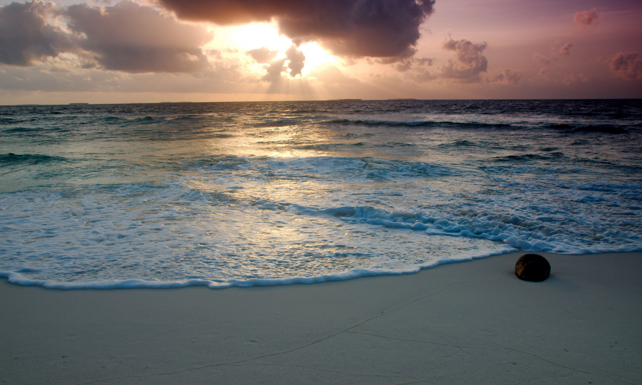 вода, пена, облака, пляж, камень, небо, песок, море
