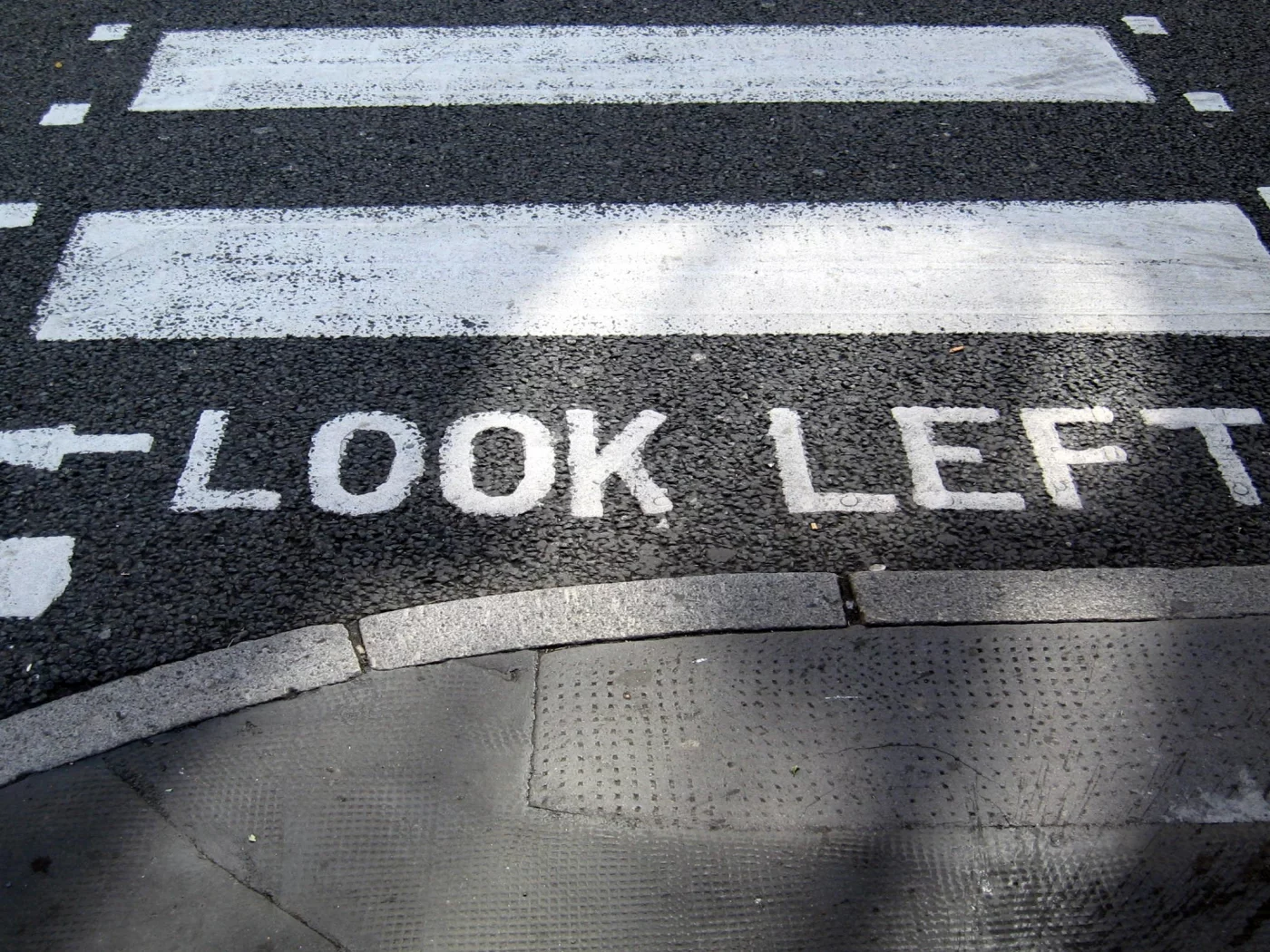 переход, LOOK LEFT