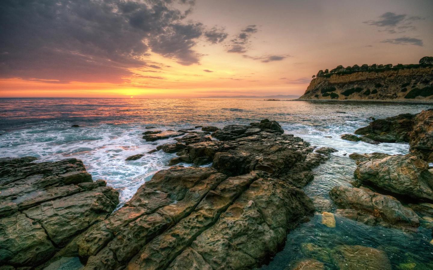 закат, море, природа, rocks, небо, облака, waves, пейзаж