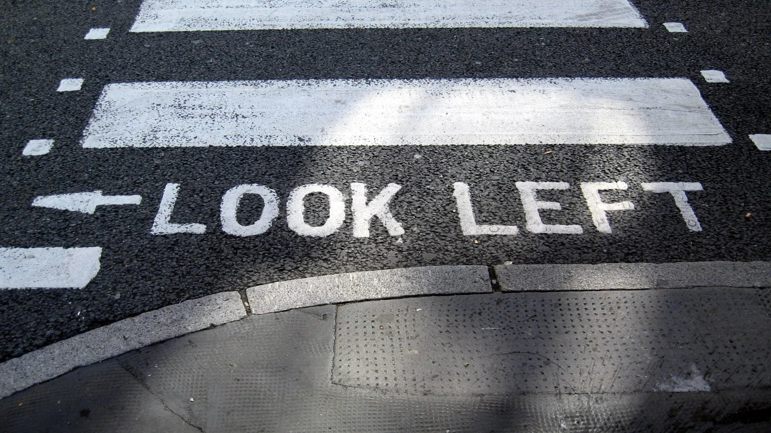 переход, LOOK LEFT