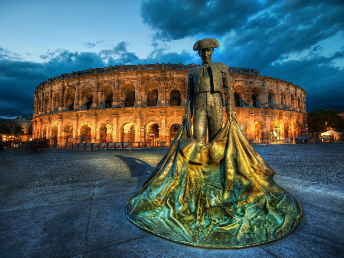 nimes, тореодор, памятник, france, колизей, скульптура