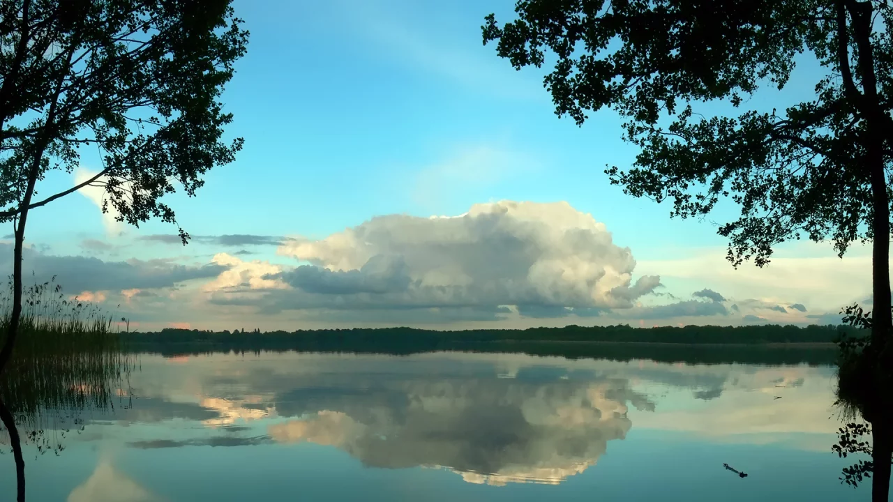 природа, отражение, озеро, облака, деревья, тайга, вода, фото, небо, пейзаж, лес