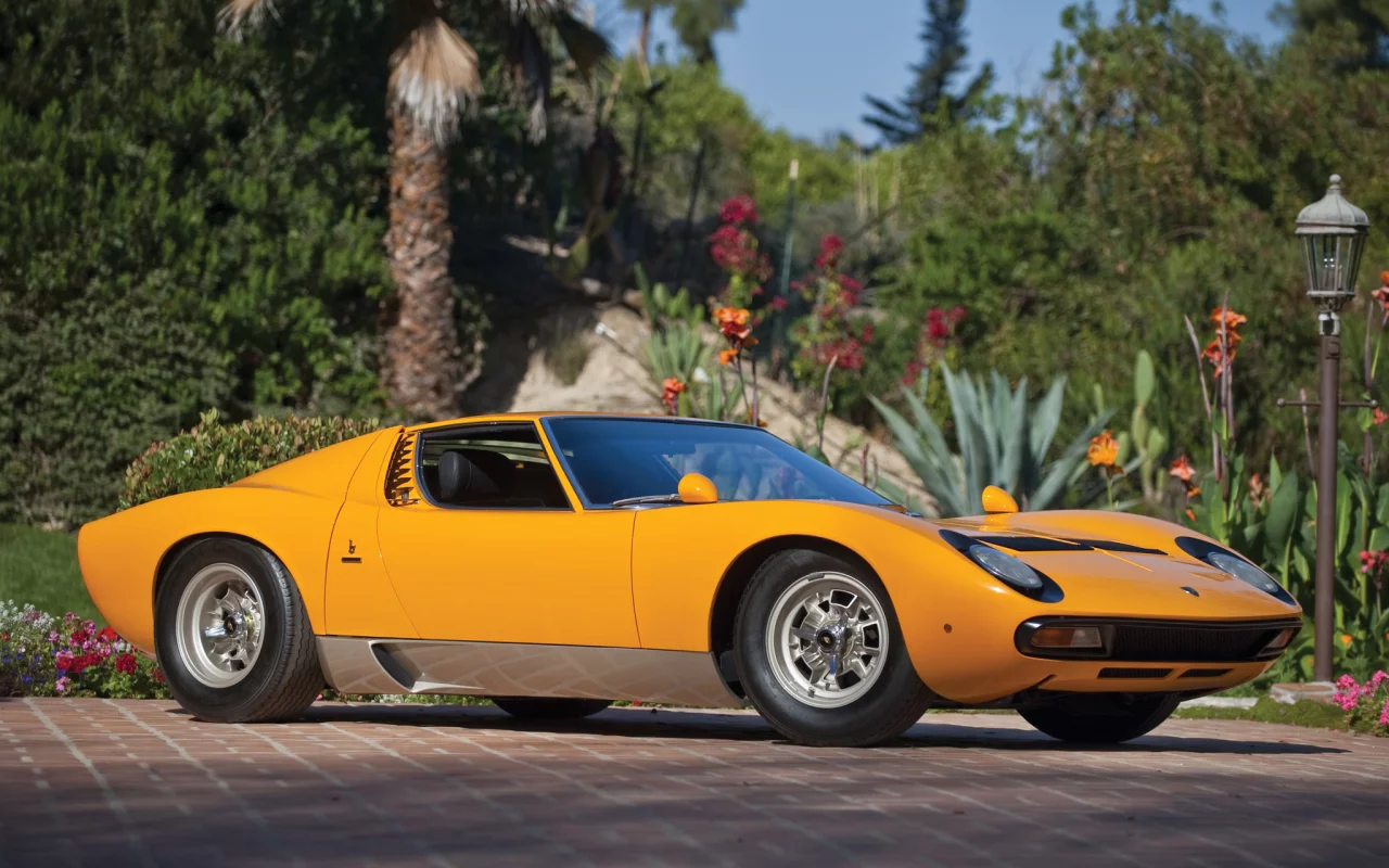 красивая машина, sv, 1971, кусты, lamborghini, передок, цветы, желтый, miura, миура, деревья, сад, ламборгини, p400, суперкар