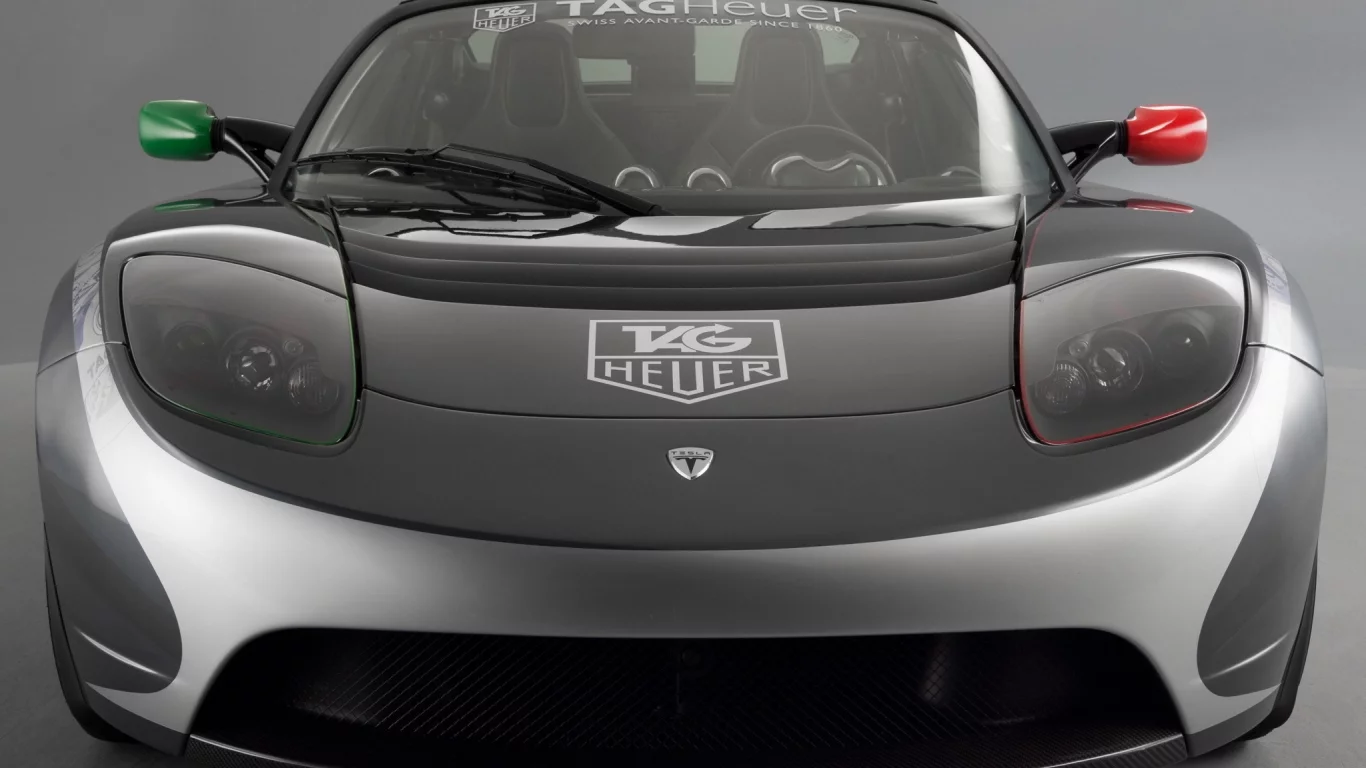 roadster tag heuer5, tesla, серый