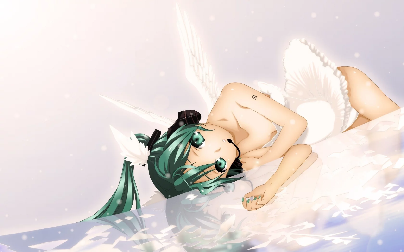 взгляд, аниме, vocaloid, девушка, наушники, платье, hatsune miku