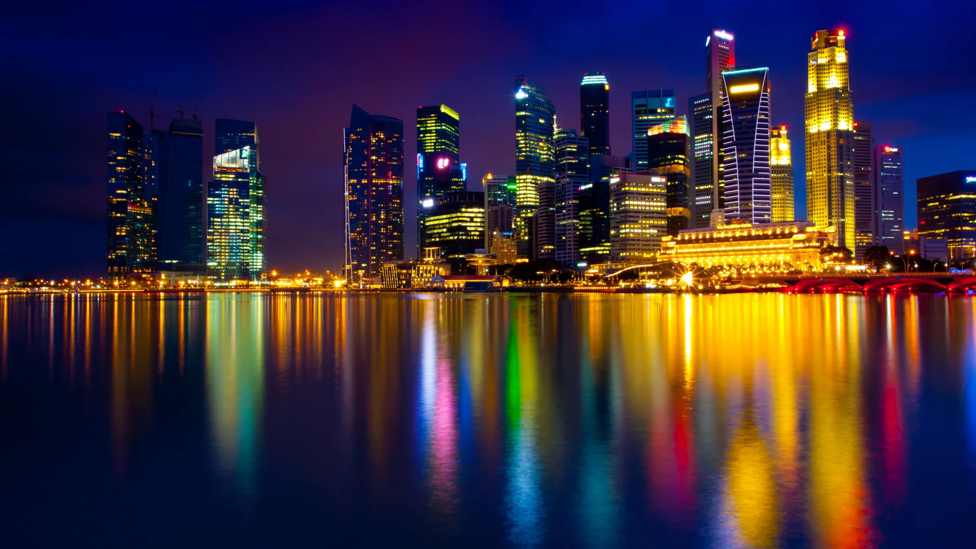 вода, ночь, здания, singapore, дома, сингапур, отражение, огни