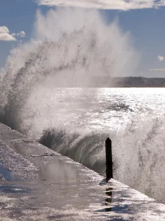 брызги, горизонт, волны, буна, пирс, море, небо, волна, облака, прибой, кубы, шторм, причал