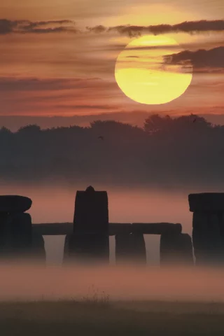 мегалиты, stonehenge, облака, памятник, камни, туман, небо, лес, закат, стоунхендж