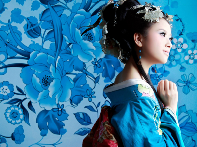 японочка, девушка, украшение, голубые, фон, цветы, красотка, брюнетка