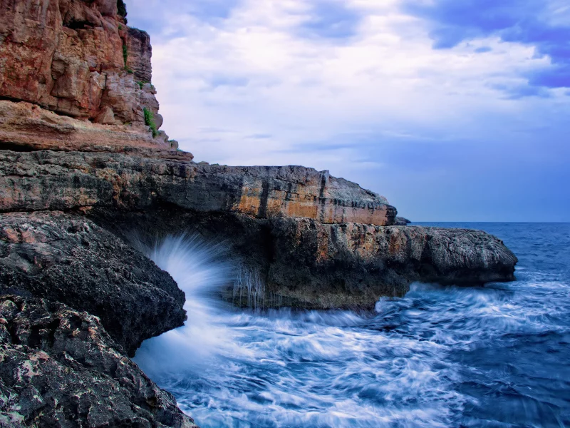 море, камни, берег, брызги, океан, волны, небо, капли, фото, пейзажи, природа, вода, скалы, обои для рабочего стола