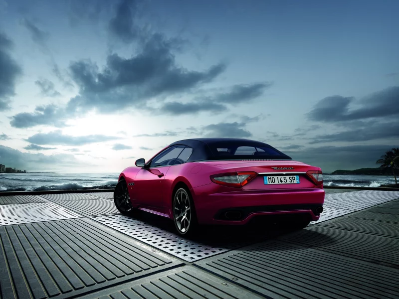 машина, волны, water, maserati grancabrio sport 2012, облака, 2923x2000, clouds, небо, sky, море, sea