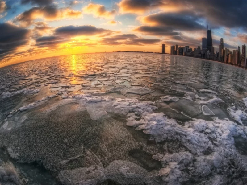 город, вода, лед