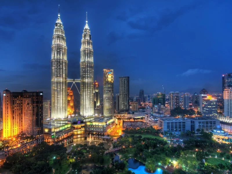 ночь, огни, flying through the night skies of kuala lumpur, malaysia