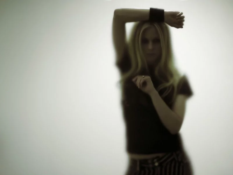 avril lavigne, стекло, певица, аврил лавин, силуэт