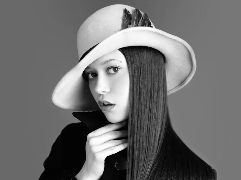 hat, саммер глау, summer glau, black and white, actress