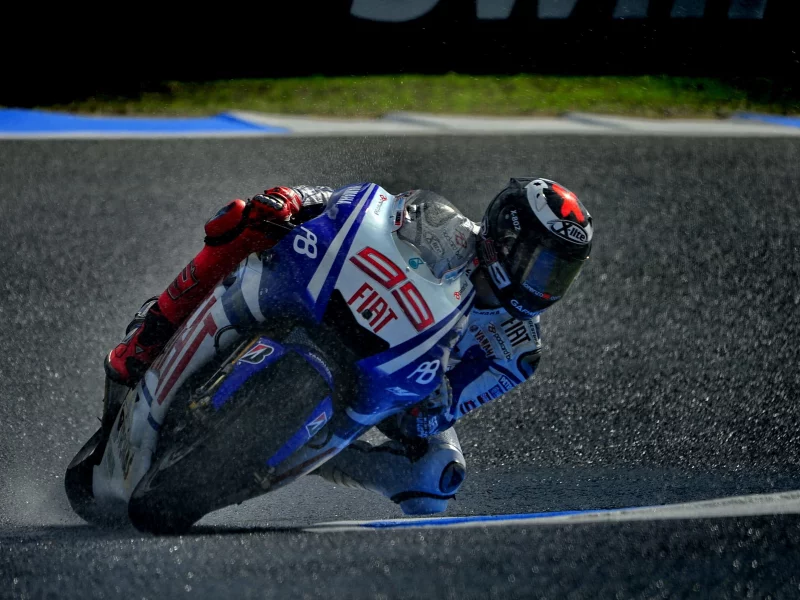 r1, дождь, yamaha