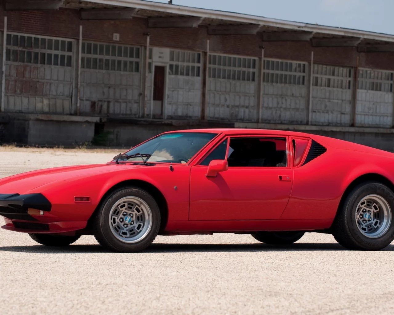 спорткар, de tomaso, оригинал, 1974, красная, pantera, классика