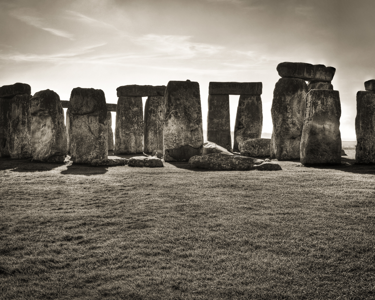 clouds, небо, sky, rocks, 2560x1600, grass, стоунхендж, landscape, stonehenge, природа, трава, пейзаж, камни, nature, облака