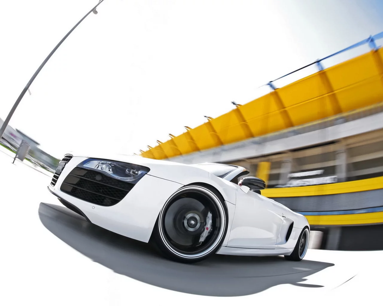 audi r8, в движении, авто, ауди, spyder