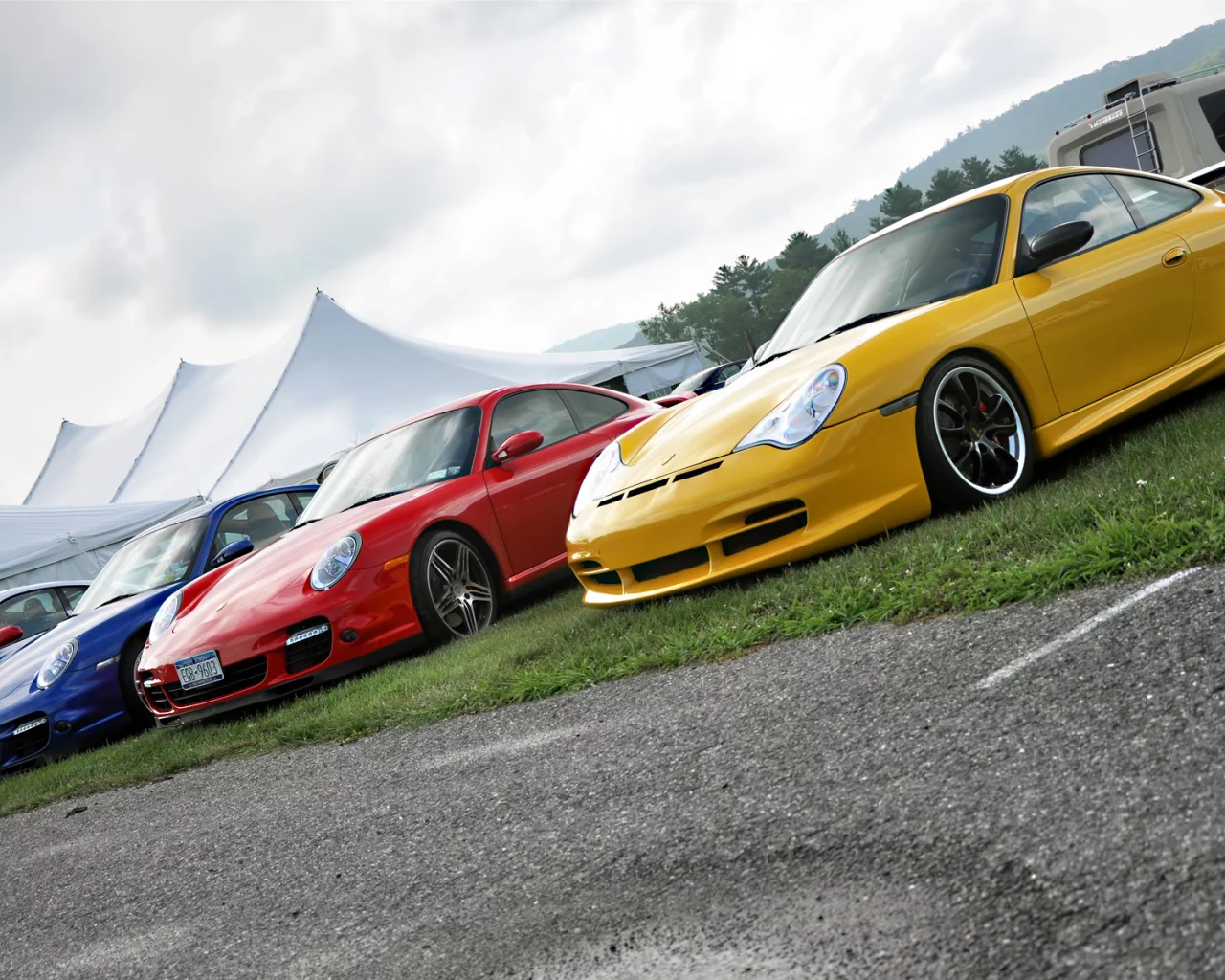 четвёрка, палатки, красный, белый, porsche, жёлтый, синий, цвет, выставка