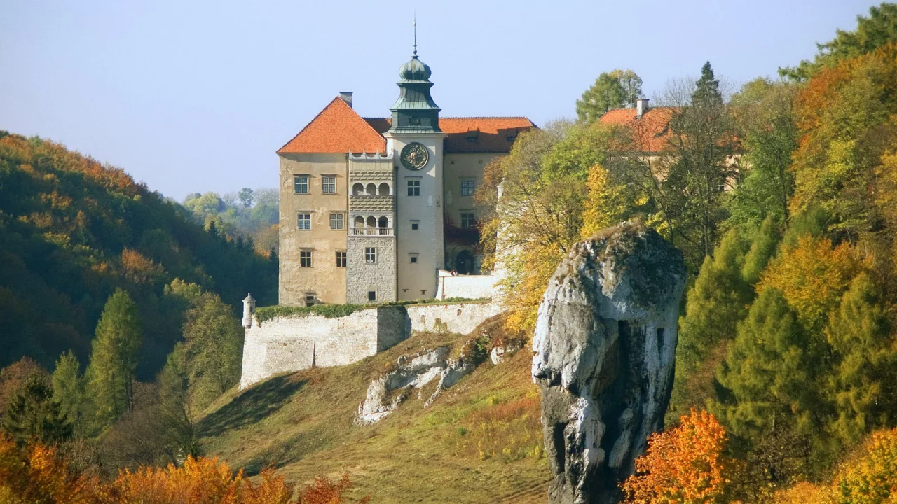 осень, замок, дервья