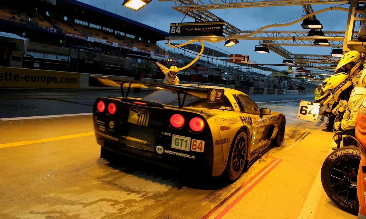 24 hours of le mans, john brooks, corvettec6r wide