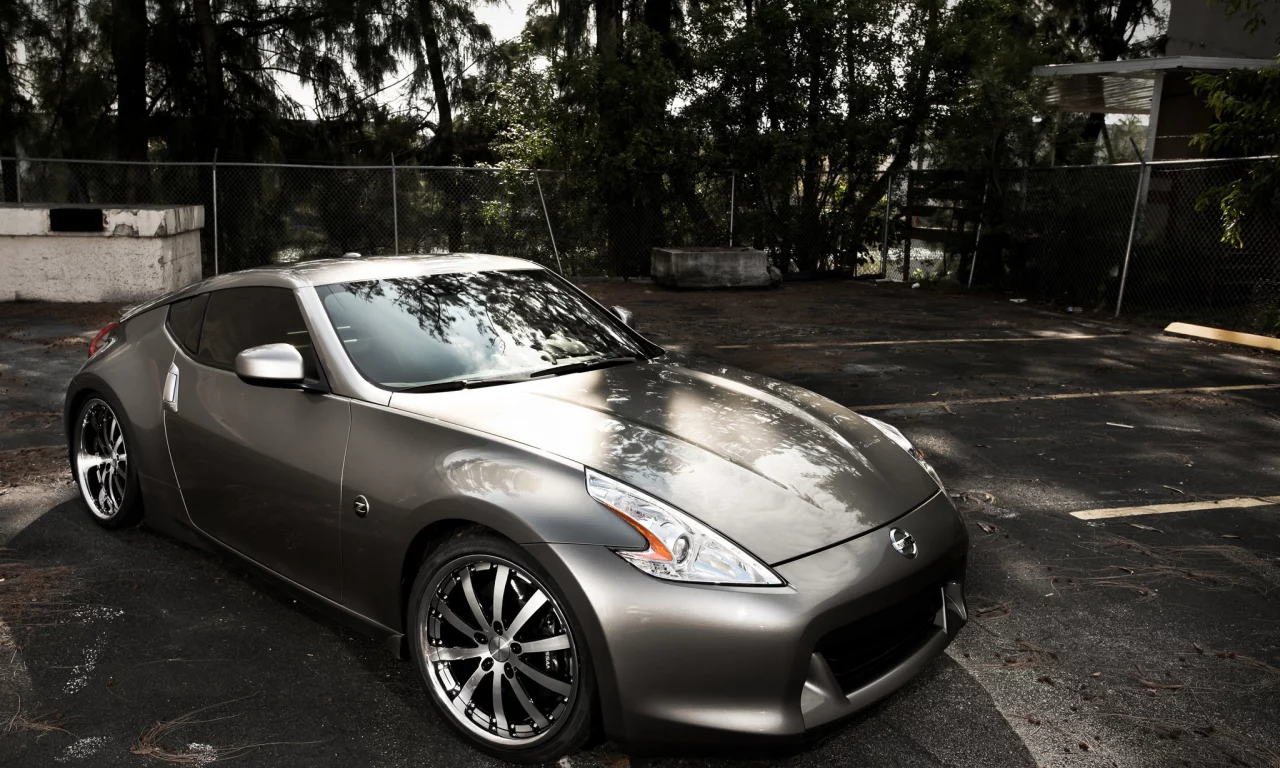 серебристый, nissan, двор, серый, диски, 370z