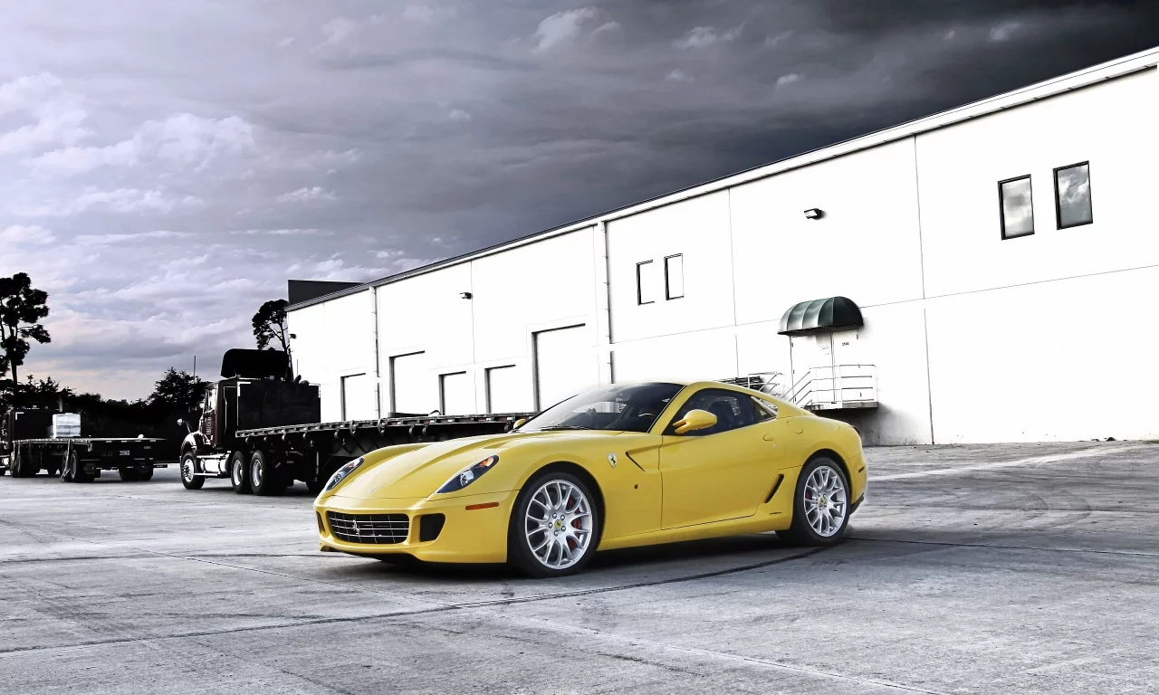 ferrari 599 gtb, стоянка, небо