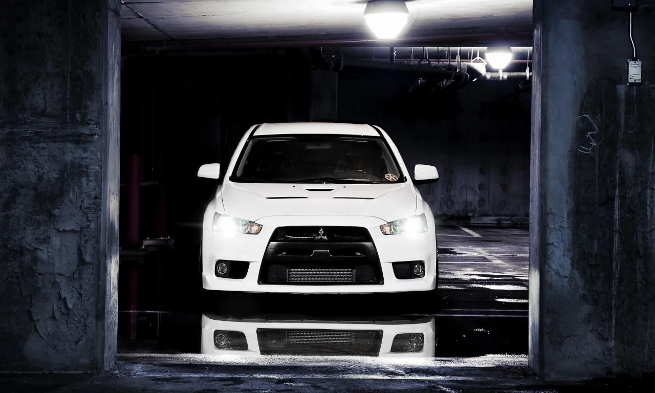 парковка, отражение, mitsubishi evo 10