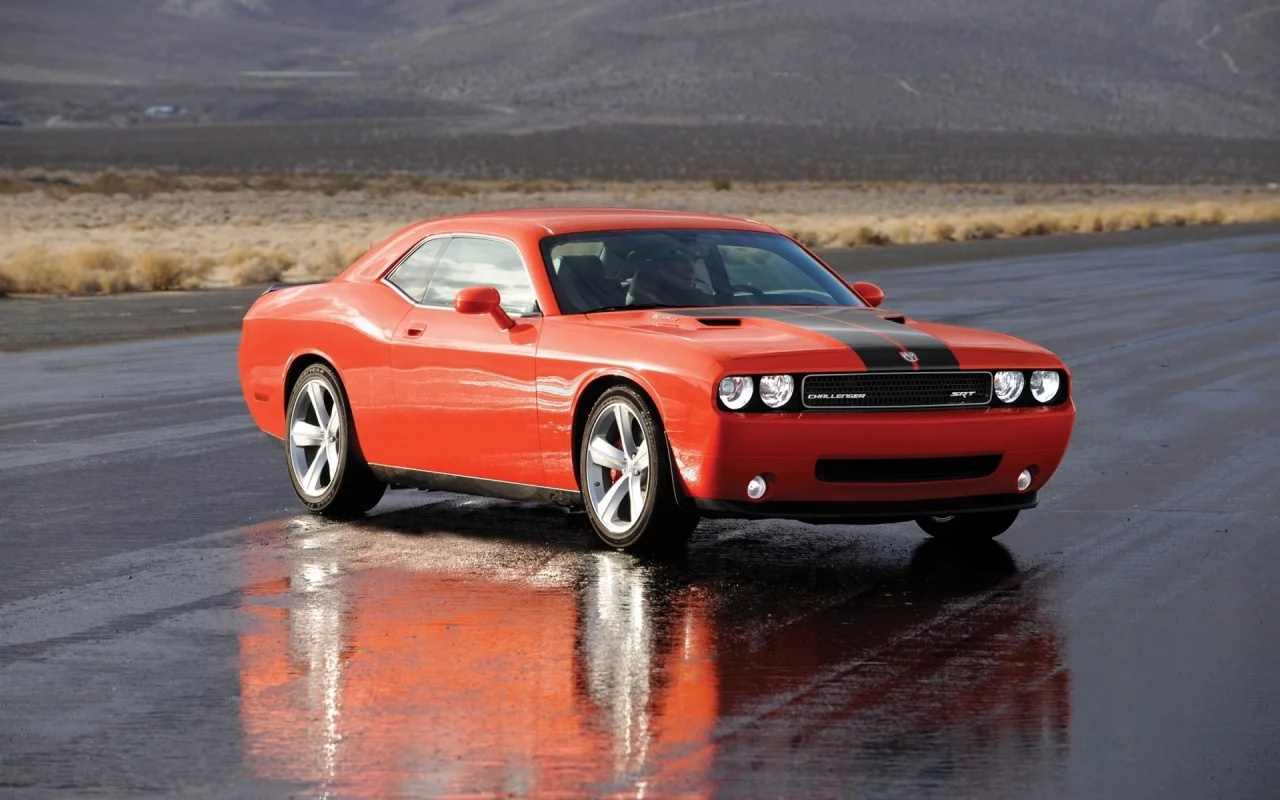 dodge, challenger, разворот, мокрый, асфальт, модель 2008