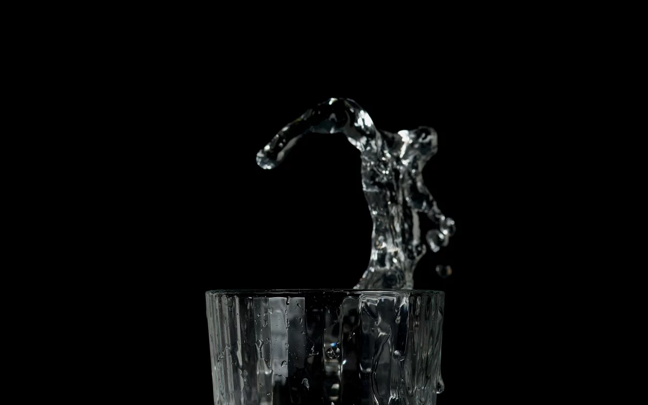 фон, стакан, вода, чёрный, брызги