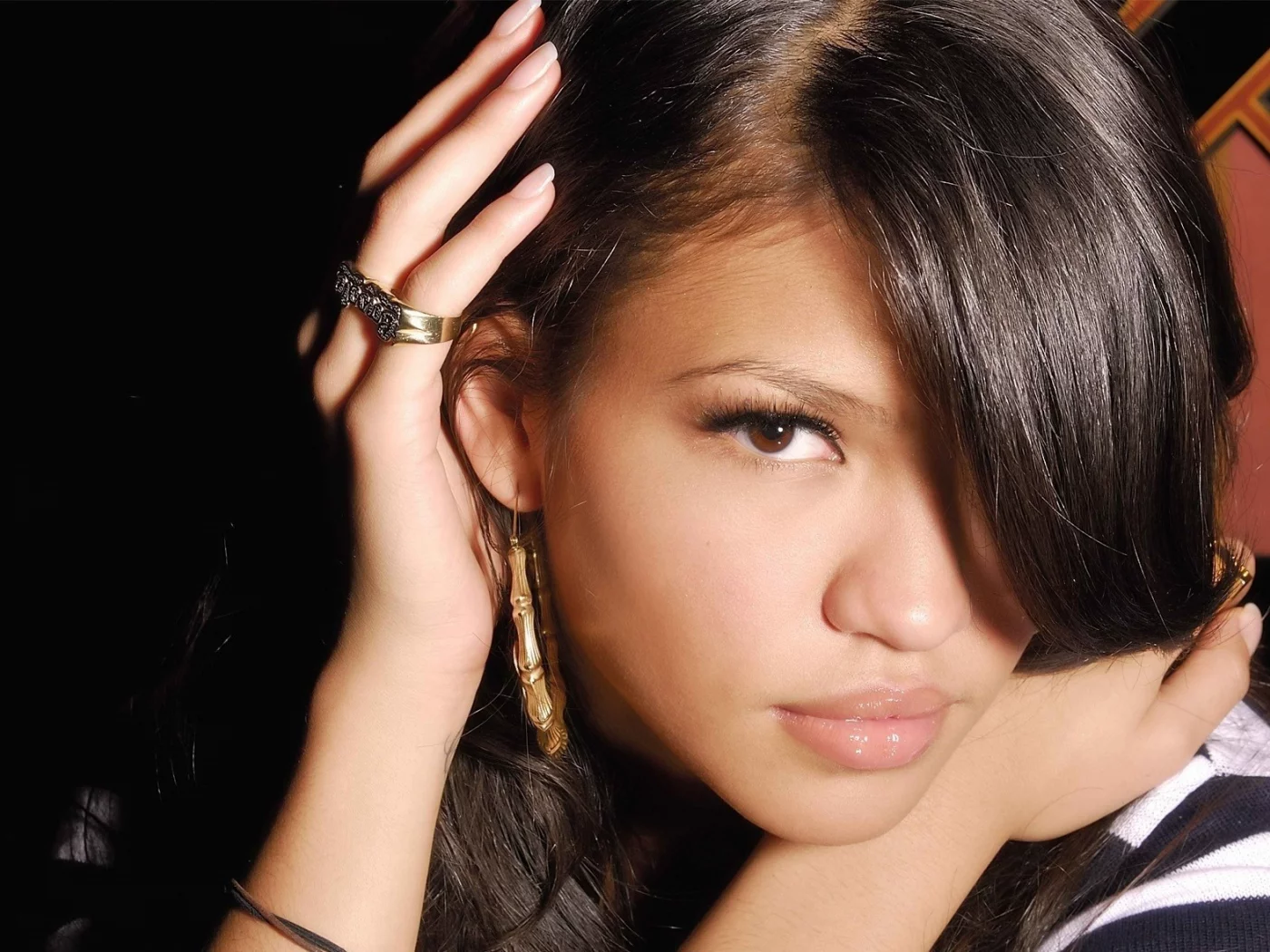 cassie ventura, лицо, взгляд, брюнетка, портрет